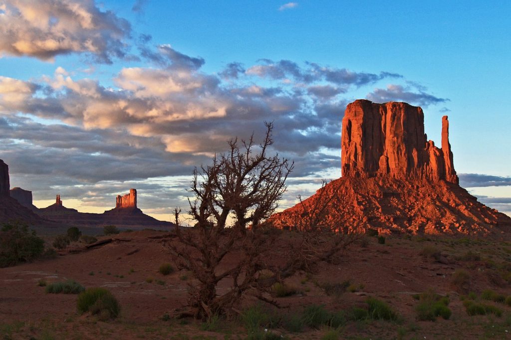 monument valley, arizona, usa-51577.jpg